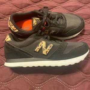 Women’s New Balance classic shoes